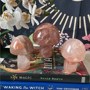 Hematoid fire Quartz mushroom